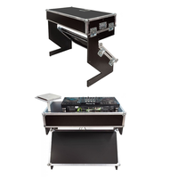 Flight Case Workstation Mobile pour Événements Musicaux avec Contrôleur DJ Pioneer, Table de Mixage, Table Pliable Style Z et Support Ordinateur