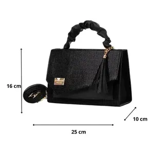 Sac cabas pour femme Fana Melody en cuir noir Saffiano avec fermeture à rabat, sac à main décontracté avec décoration métallique et bandoulière amovible - Product Image 1