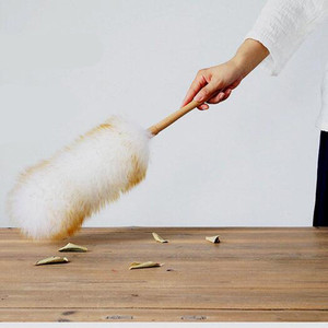 Spazzola per la pulizia in lana d'agnello con manico lungo, taglia M, con impugnatura in legno per casa e auto - Prodotto per la rimozione della polvere - Offerta imperdibile - Product Image 5
