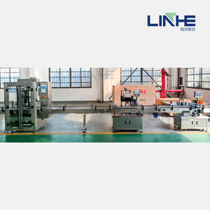 Machine compacte intégrée pour le lavage, le remplissage et le bouchage, pour la production de jus et d'eau minérale en bouteille - Product Image 6