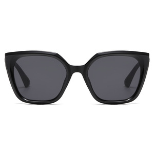Nuevas gafas de sol tipo ojo de gato con montura grande para mujer, montura negra de PC, protección UV400, clase 2, para un estilo moderno. - Product Image 5