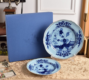 Juego de Platos de Porcelana con Diseño Floral Moderno y Lujoso Europeo, 2 Piezas, Ecológico, Personalizable, Decoración para el Hogar y Negocios - Product Image 2