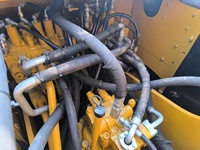 Excavator Crawler Bekas Caterpillar 323D 23 Ton, Mesin Penggali Hidrolik CAT 323D Second Hand untuk Konstruksi dan Pemindahan Tanah