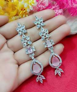 Pendientes de tuerca de diamante americano de nueva moda, joyería tradicional india de latón verde ligero, accesorio al por mayor - Product Image 2