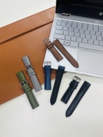 Bracelet de montre de qualité supérieure, rembourrage durable, 20 mm, doublure en caoutchouc FKM, cuir de veau italien, boucle à ardillon, bords brossés à la main, Ming Fung