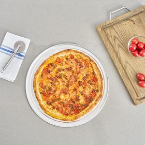 Bandeja Redonda para Pizza de Aluminio de Alta Calidad, Duradera, Profesional, para Restaurantes, Hoteles, Servicios de Catering y Cocinas Comerciales - Product Image 4