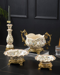 Fabrication chinoise, style européen, artisanat de fleurs en céramique turque de luxe antique fait main avec base en alliage, design <span class=keywords><strong>Art</strong></span> Déco - Product Image 1