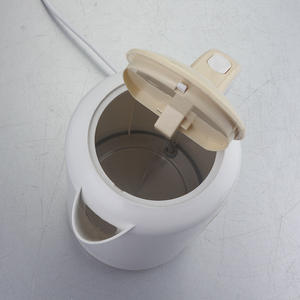 Hervidor eléctrico Frank de 1.7L con apagado automático y protección contra quemaduras para uso en el hogar y la oficina - Product Image 4