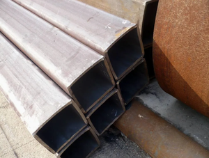 Tube carré en acier galvanisé ERW de qualité supérieure pour la construction de structures en acier et d'entrepôts, applications de soudage et de pliage - Product Image 4