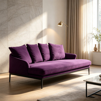 Canapé-lit moderne et chic en tissu, revêtement en velours violet, style italien, avec pieds en métal pour appartement