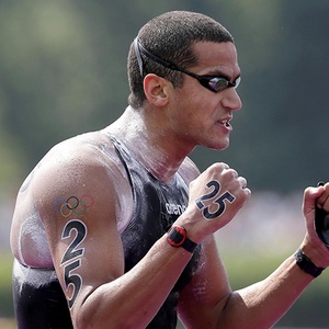 Tatuaggi personalizzati numero gara Triathlon temporanei impermeabili tatuaggi neri di lunga durata - Product Image 5