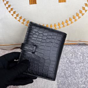 Cartera Corta de Piel de Cocodrilo de Lujo |   Monedero plegable duradero con botón a presión para hombres y mujeres - Product Image 6