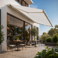 Auvent extérieur de qualité supérieure sur mesure, compatible avec les commandes vocales Alexa et Google, pour façade de bâtiment moderne