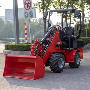 Mini-chargeuse sur pneus de 600 kg de capacité, à essence, pour usage agricole, couleur rouge, rayon de braquage court - Product Image 1