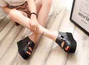 Pantofole da donna <span class=keywords><strong>con</strong></span> tacco a <span class=keywords><strong>zeppa</strong></span> Muffin 2019 nuove <span class=keywords><strong>scarpe</strong></span> <span class=keywords><strong>con</strong></span> tacco alto antiscivolo <span class=keywords><strong>con</strong></span> fondo spesso e bocca di pesce <span class=keywords><strong>scarpe</strong></span> da donna - Product Image 6