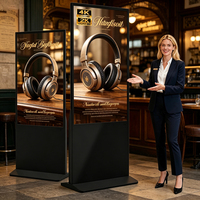Afficheur numérique sur pied pour la diffusion personnalisée de contenu publicitaire, équipement d'affichage d'images pour la promotion exclusive de marques