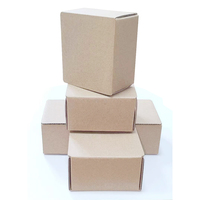 Boîtes en carton ondulé miniatures jetables en matériaux recyclés, très demandées, pour l'emballage de parfums, montres et petites pièces métalliques, avec estampage