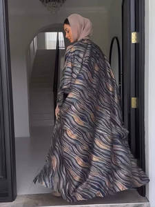 Cárdigan Loriya Moderno con Mangas Murciélago para Mujeres Musulmanas, Estilo Abaya, Moda Islámica Modesta - Product Image 5