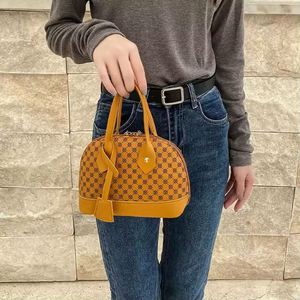 Bolsos Tote para Mujer a Precio Favorable, Bolso de Hombro Casual, Bolso de Mujer de Cuero Sintético con Forma de Concha, Bolsos de Mujer de Moda - Product Image 2