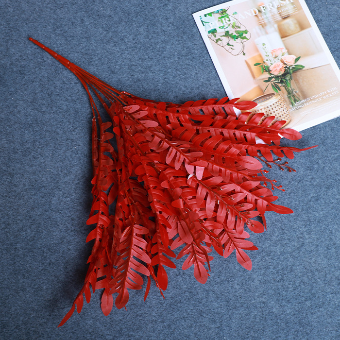 สีแดงสด