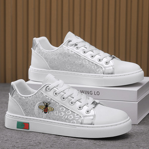 Zapatillas de Hombre Primavera/Otoño 2025, Modernas, Transpirables, Ligeras, Cómodas, Bordadas, con Estampado Animal, Parte Superior de Cuero - Product Image 2
