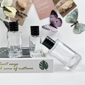 Flacone Spray in Vetro di Lusso da 20ml 30ml 50ml 100ml con Spruzzatore in Alluminio, Logo Personalizzato <span class=keywords><strong>e</strong></span> Tappo Abbinato - Product Image 6