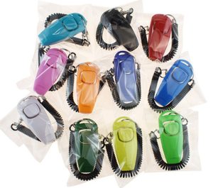 Ventas directas del fabricante LOGOTIPO personalizado Herramientas de comportamiento para mascotas 2 en 1 Entrenamiento de perros <span class=keywords><strong>Clicker</strong></span> Silbato Clickers para perros - Product Image 1