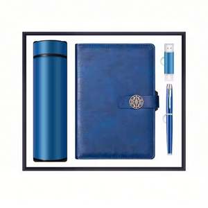 مجموعة هدايا فاخرة قابلة للتخصيص تتضمن دفتر ملاحظات A5 مع قلم وكوب حراري وفلاش USB للترويج التجاري في عيد الميلاد أو التخرج - Product Image 4