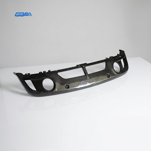 ชุดแต่งกันชนหลังคาร์บอนไฟเบอร์ OE CD33-17E955-AB รุ่น Gloss Valance สำหรับ Aston Martin Vanquish ปี 2012-2018 - Product Image 1