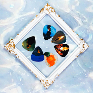 ชุดปิ๊กกีตาร์คุณภาพดี 6 ชิ้น/ชุด ดีไซน์ส่วนตัว ทำจากเซลลูลอยด์ หลายสี พร้อมลายเปลวไฟ - Product Image 6