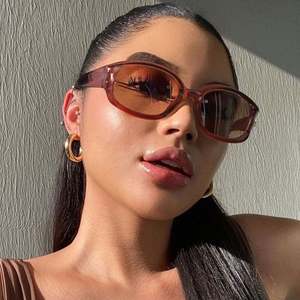 Lunettes de soleil de sport ovales surdimensionnées personnalisées 2023 pour hommes et femmes, style Y2K, protection UV400 - Product Image 2