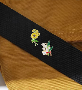 Broche de Metal con Diseño de Ángel y Fruta, en Forma de Flor, Chapado en Níquel Negro con Aleación de Zinc, Personalizable, para Ropa de Mujer y Estudiantes - Product Image 6