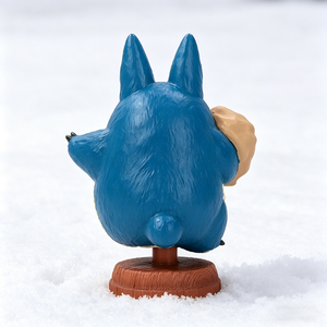 Figurine en résine style <span class=keywords><strong>Totoro</strong></span> bleu, statue <span class=keywords><strong>de</strong></span> collection mignonne d'anime, ornement <span class=keywords><strong>de</strong></span> décoration pour la maison, pour bureau et étagère, cadeau pour les fans d'animation - Product Image 4