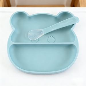 จานอาหารการ์ตูน ถาดใส่อาหาร ชุดอาหารบนโต๊ะอาหาร เป็นมิตรกับสิ่งแวดล้อม ทนทาน ทำจากซิลิโคน สำหรับเด็ก จานแบ่งส่วน พร้อมแผ่นรองจาน ช้อน ปลอดภัยสำหรับอาหาร - Product Image 4