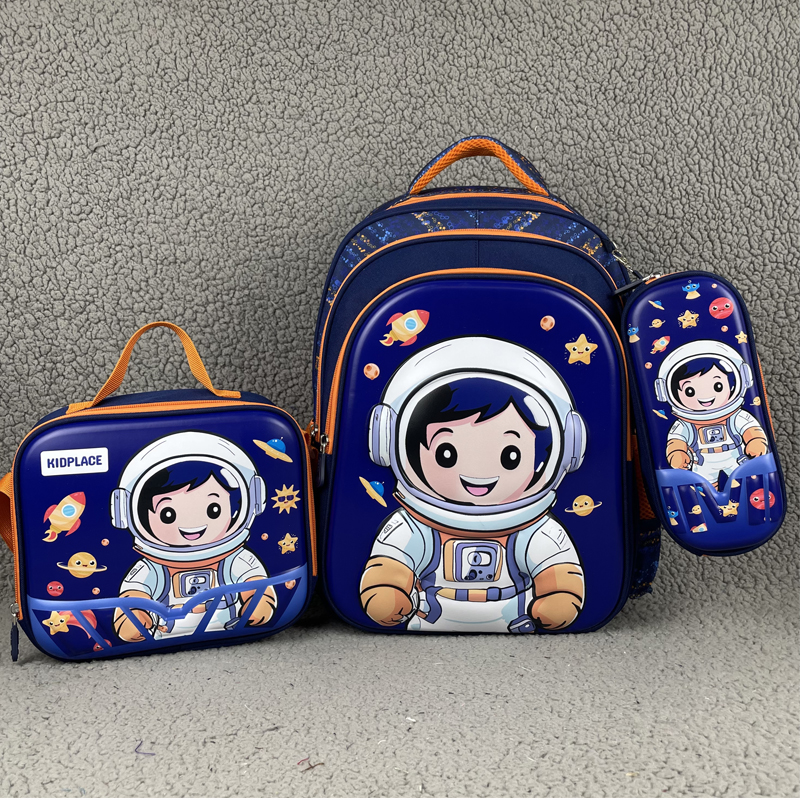 ensemble de cartable d'astronautes