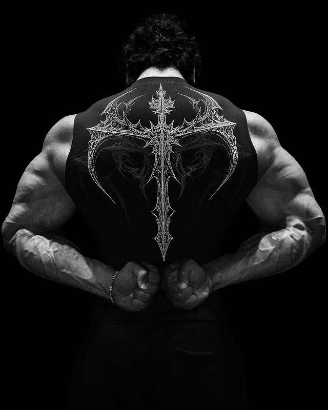 Black white tomahawk vest