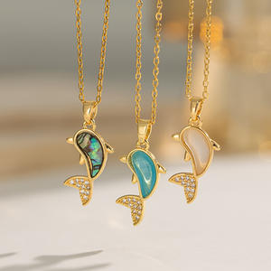 قلادة دولفين كلاسيكية أنيقة مطلية بالذهب من الفولاذ المقاوم للصدأ مع سلسلة تعلق حول الترقوة للنساء - Product Image 4