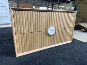 Mueble de Baño Moderno de Madera Maciza RTA, Estilo Shaker Blanco, Acabado Ecológico Resistente al Agua, Iluminado, Fácil de Limpiar - Product Image 2