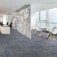 TH200 Serie Designer-Teppichfliesen Grau mit Farbfleckmuster 50x50cm Büro Hotel Bodenbelag