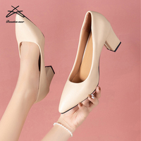 Nouvelles chaussures de bureau grande taille pour femmes escarpins en cuir à talons bas pour affaires chaussures à talons pour femmes chaussures à talons pour femmes