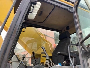 รถขุดขนาดใหญ่ Komatsu PC400-8 มือสองจากญี่ปุ่น ใช้งานน้อย ชั่วโมงการทำงานต่ำ เหมาะสำหรับงานเหมือง - Product Image 6