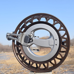 Enrouleur de ligne de <span class=keywords><strong>cerf</strong></span>-<span class=keywords><strong>volant</strong></span> en acier inoxydable avec frein à courroie et roue manuelle, dispositif de vol spécifique pour <span class=keywords><strong>cerf</strong></span>-<span class=keywords><strong>volant</strong></span> d'extérieur, outil de vol durable - Product Image 3