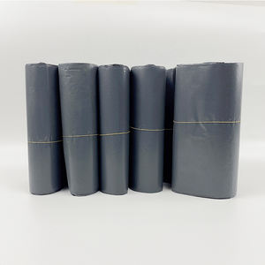 100 MOQ Пользовательский логотип экологически чистые черные поли пластиковые курьерские почтовые сумки водонепроницаемые - Product Image 3