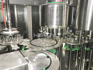 เครื่องบรรจุขวดแบบอัตโนมัติเต็มรูปแบบ สามในหนึ่งเดียว GGF8-8-<span class=keywords><strong>3</strong></span> สำหรับของเหลว ประสิทธิภาพสูง มีความเสถียร และการจ่ายของเหลวที่แม่นยำ - Product Image 6