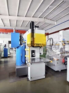 Nuova Macchina per la Creazione di Modelli in Cera per Grandi Fusione, Attrezzatura per Microfusione, Macchina per Iniezione di Cera con Motore - Product Image 3