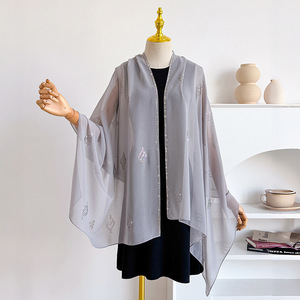 Foulard Hijab en Chiffon Uni de Luxe avec Strass pour Femme, Écharpe d'Été Douce à Bordure Lâche, Châle Prêt-à-Porter Tendance - Product Image 1