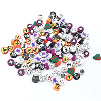 Cuentas sueltas de arcilla polimérica para fabricación de pulseras, abalorios con diseño de murciélago, calabaza, fantasma, Araña, para halloween, 10mm, 100 unidades