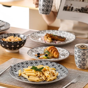 Assiettes décoratives <span class=keywords><strong>de</strong></span> luxe avec vitrage, 48 pièces, ustensiles <span class=keywords><strong>de</strong></span> <span class=keywords><strong>table</strong></span> en céramique et porcelaine, vaisselle <span class=keywords><strong>de</strong></span> <span class=keywords><strong>table</strong></span> - Product Image 4
