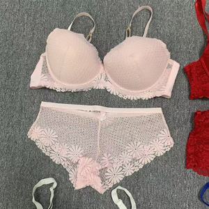 Set di mutandine di reggiseno in pizzo con ferretto Sexy per ragazze adorabili Push up reggiseno ricamato in pizzo e set brevi da donna - Product Image 5