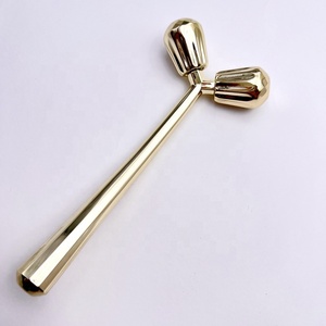 Rouleau <span class=keywords><strong>de</strong></span> Massage Facial 3d en <span class=keywords><strong>forme</strong></span> <span class=keywords><strong>de</strong></span> Y, Logo personnalisé, <span class=keywords><strong>barre</strong></span> <span class=keywords><strong>de</strong></span> beauté, raffermissement <span class=keywords><strong>de</strong></span> <span class=keywords><strong>la</strong></span> peau, en métal doré - Product Image 4